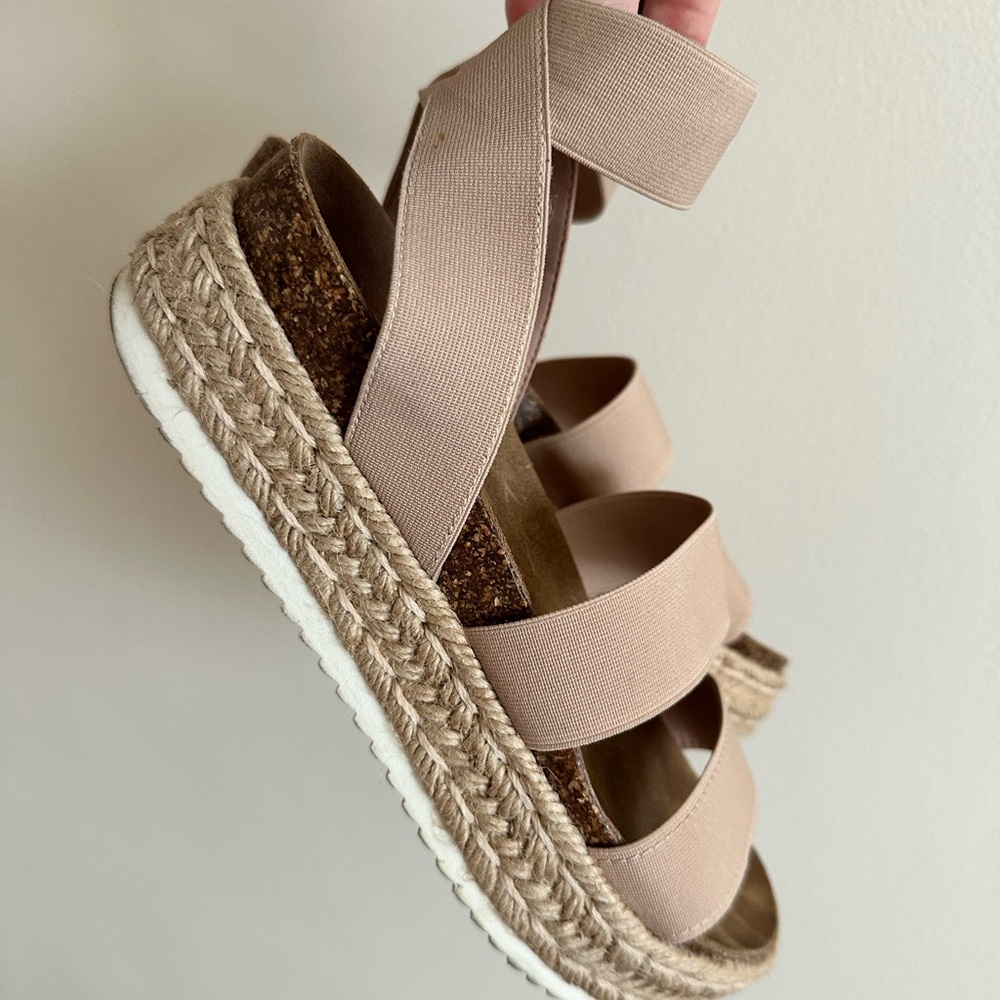 Steve Madden “Kimmie” sandals